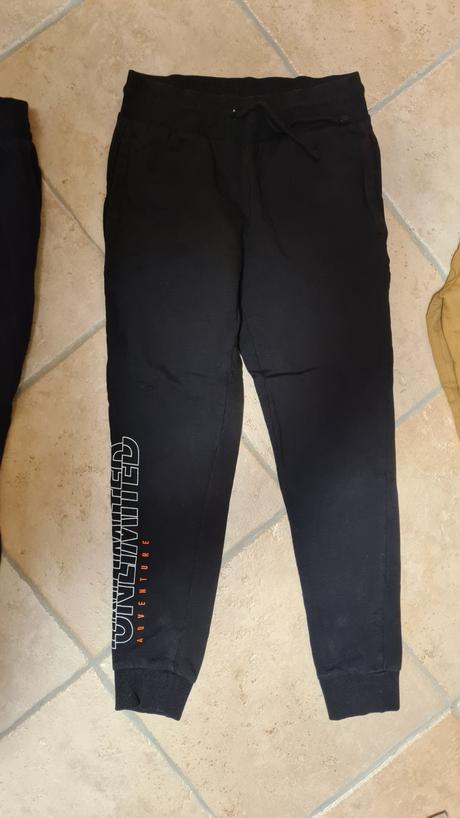 4x polohrubé (troje nenosené) 82-84cm, 146