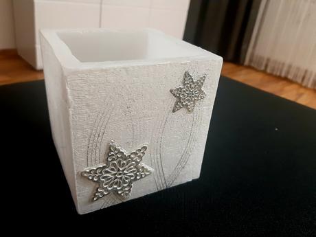 Vianočný voskový svietnik, 