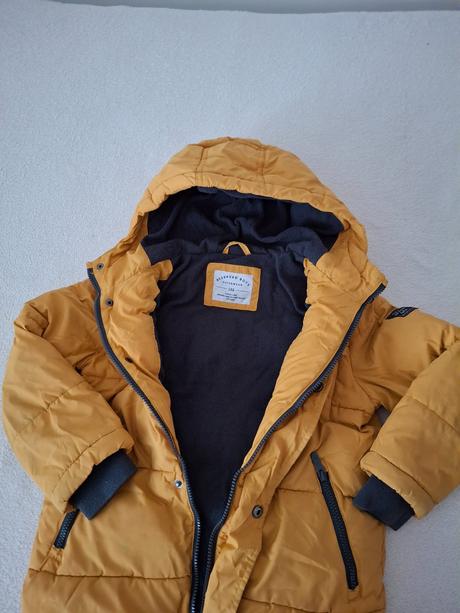 Vetrovka, reserved,122