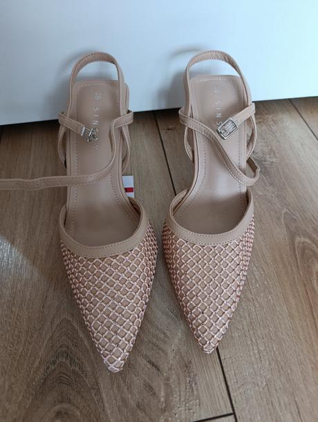 S visačkou,top stav, sinsay,36