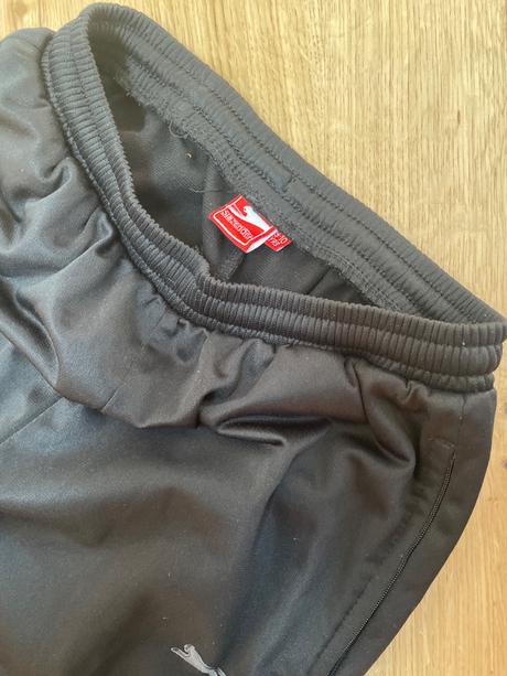 Chlapčenské tepláky, slazenger,152