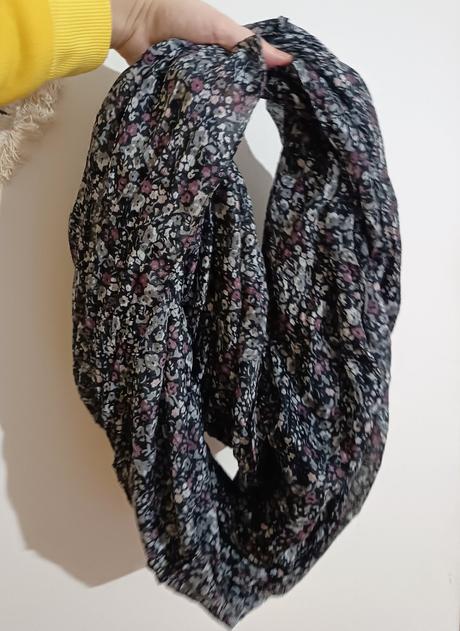 Nekonečná šatka, h&m