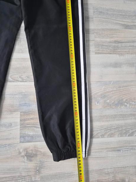 Letné ľahké adidas tepláky, adidas,146