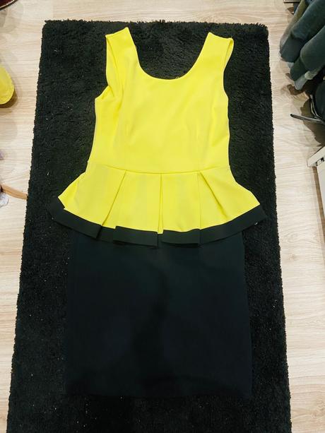 Čierno žlté saty, 