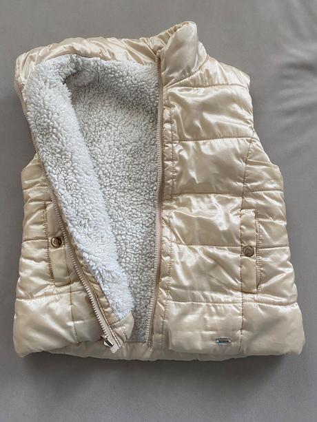 Zlatá vesta mayoral, mayoral,98