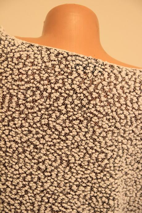 Čierno biely štruktúrovaný sveter, s, s