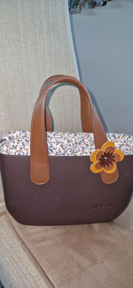 Kabelka ju'sto, ju´sto