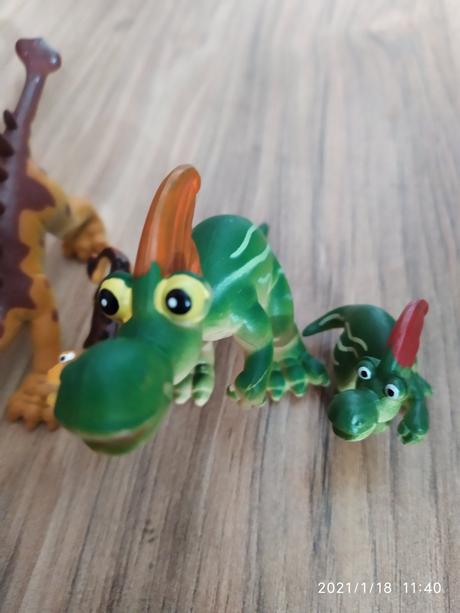 Dinosaury 12 ks,rôzne veľkosti,