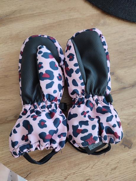 Rukavice, lupilu,104