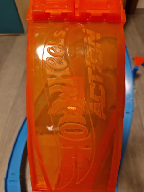 Hot wheels dráha masívna slučka, 