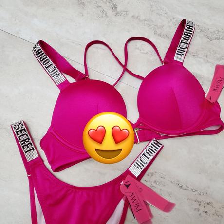 Nove plavky victoria secret, 