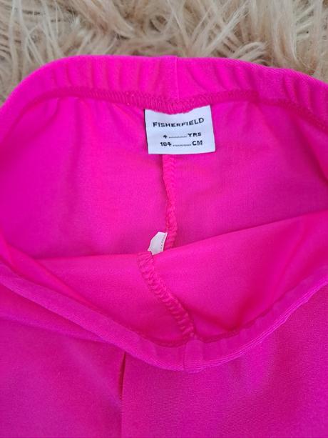 Dievčenské legíny, 104