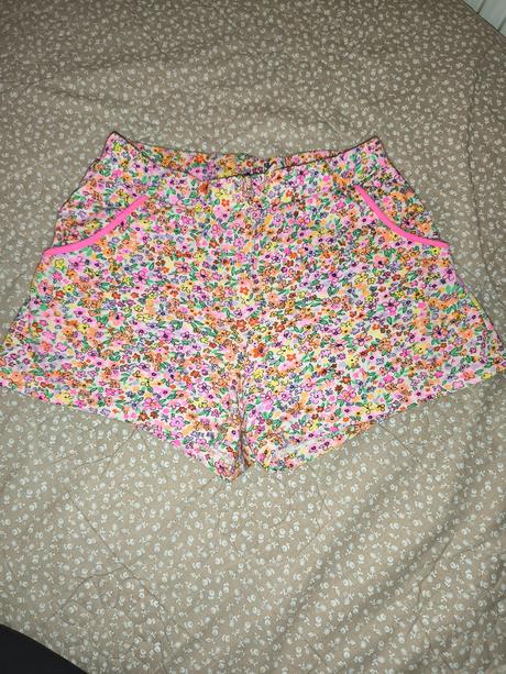 Dievčenské kraťasy, h&m,122