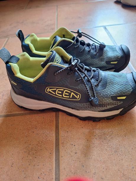 Tenisky keen, keen,34