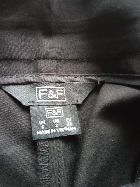 Čierne úzke nohavice, f&f,34