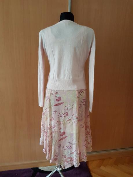 Jemné romantické bledoružové midi šaty s, s