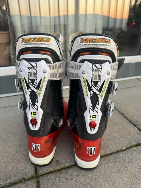 Tecnica lyžiarky demon 130, tecnica,27