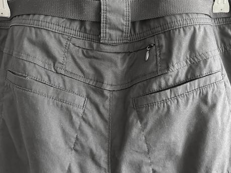 Outdoorové čierne nohavice zn.wrangler atg 2v1, wrangler,l