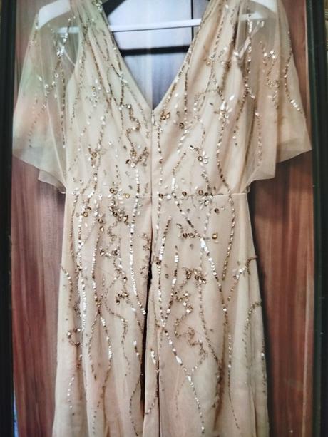 Trblietavé krátke šaty - veľkosť 38, 38