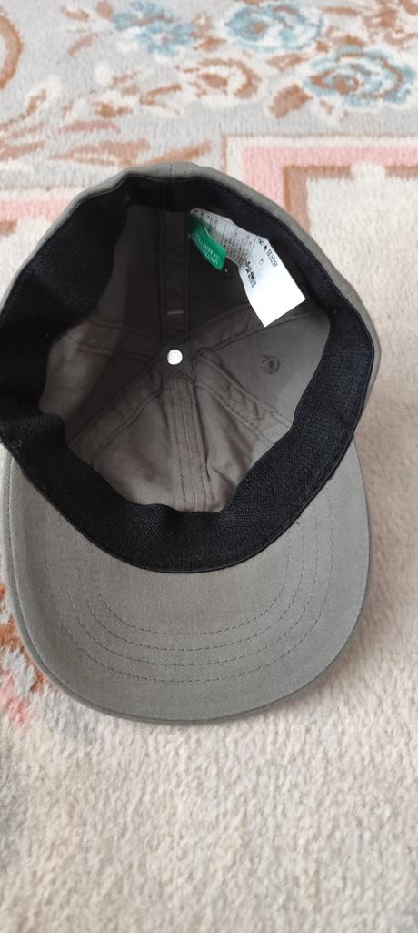 Šiltovka united colors of benetton, 74