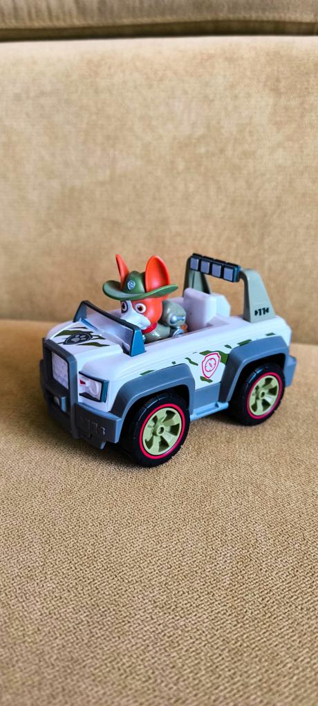 Labková patrola autá, 