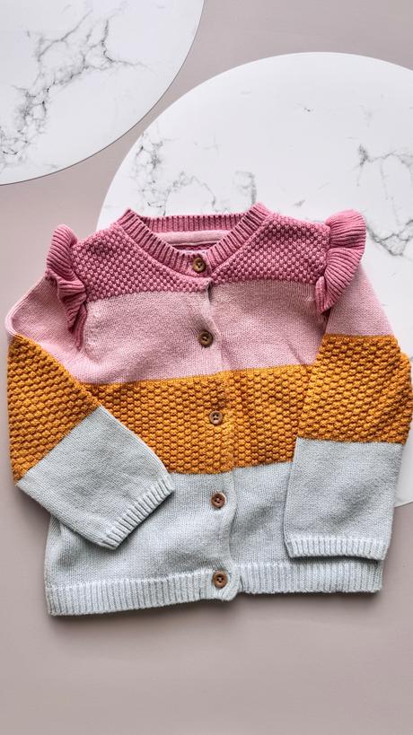 Svetrík s volánikmi, f&f,74