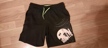 Sportove kratasy c.134, bonprix,134