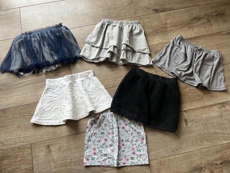 Sukničky 6ks, reserved,104