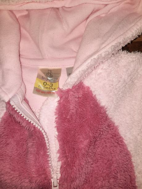 Overal na zimu, tiny ted,62