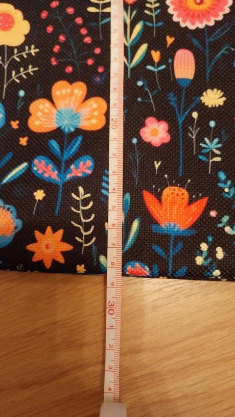 Obal na knihu s kvetinkami, 