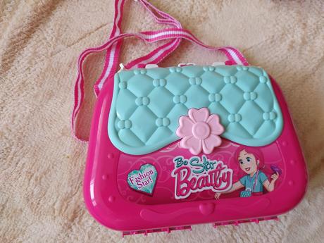 Kozmetický kufrík, 