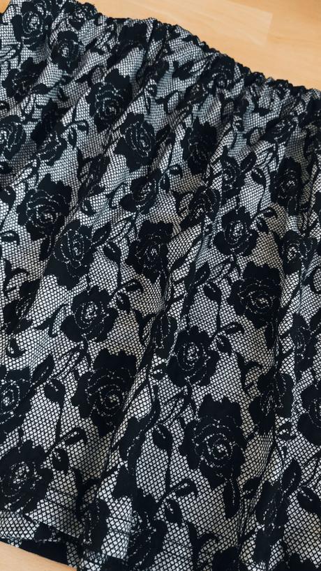 Sukňa s čipkovanou potlačou, s