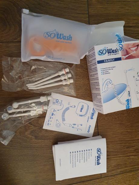 Zubná ústna sprcha,