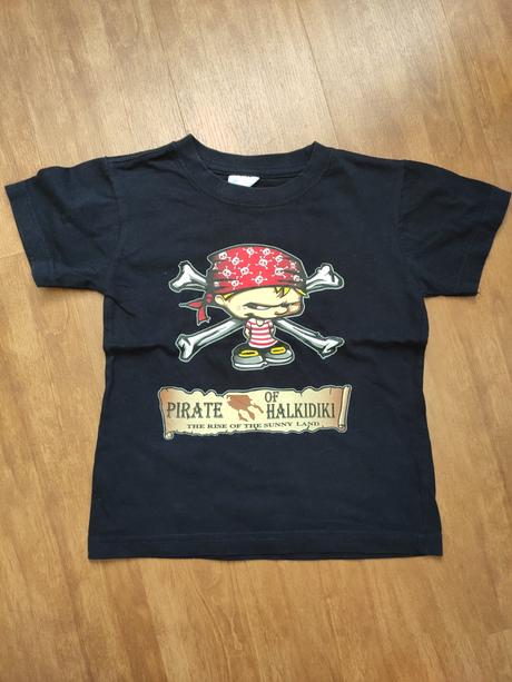 Pirátske tričká v. 98/104, 104