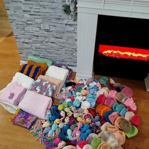 Poďakovanie všetkým maminkám, ktoré háčkovali vecičky pre predčasniatka