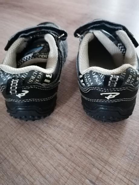 Topánky na suchý zips, 26