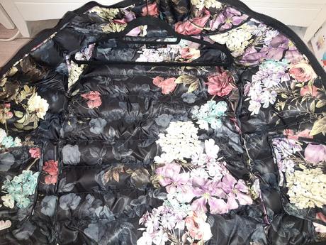 Perfektná kvetinková bunda, fishbone,s