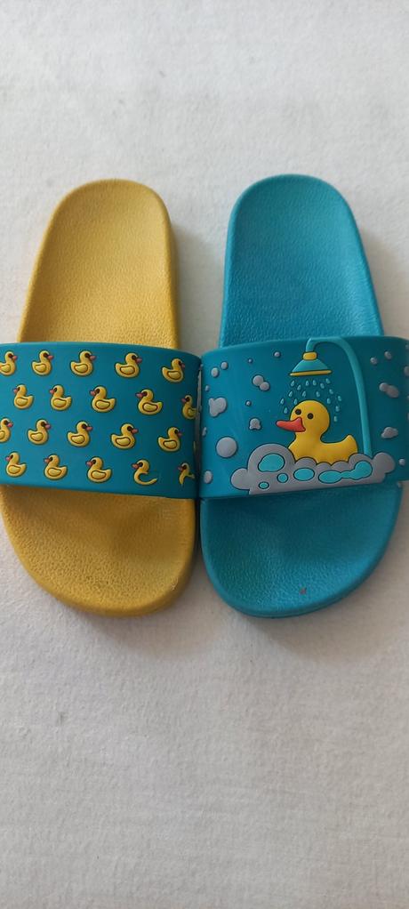 Šľapky dedoles, 33