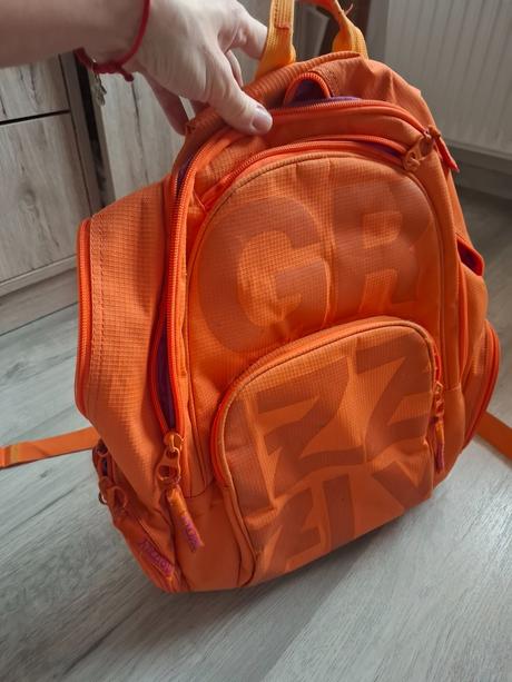 Top batoh- školská taška zn.rizzly, 