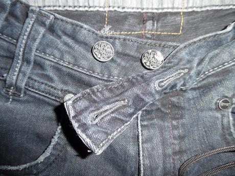 Super slimky, levis,s