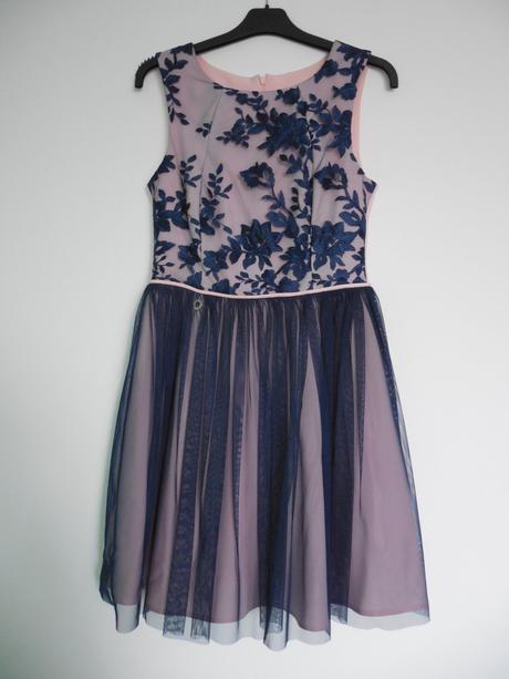 Modro ružové šaty, 38