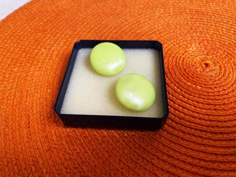 Retro neónkové klipsne, 