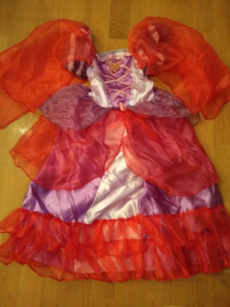 Šaty pre princeznú na karneval, 