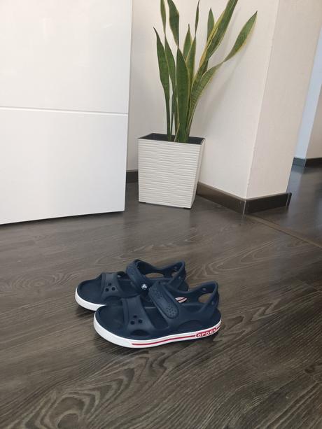 Crocs j2- č.33-34, crocs,33