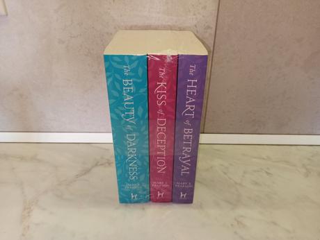 Mary e pearson - the remnant chronicles, 