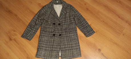 Teplučký trendy kabát pre slečnu na cca 9-10 rokov, 152