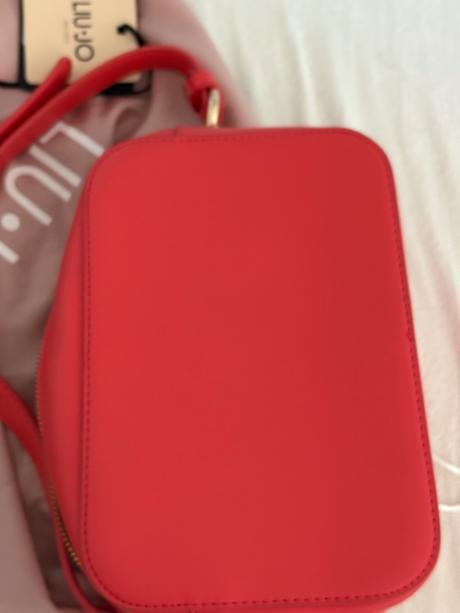 Kabelka liu jo, liu jo