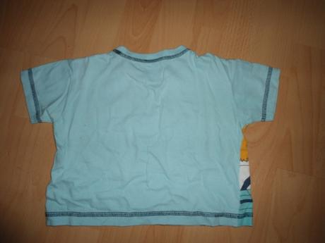 Bledomodre tricko, 74