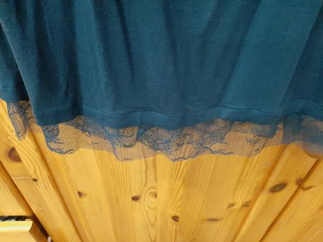 Tielko s maslickou, l