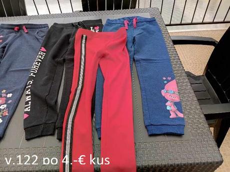 Tepláky a tepláková súprava a rifle v.122, 122–134